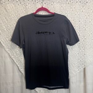 Hollister Men's Black and Gray Gradient Tee